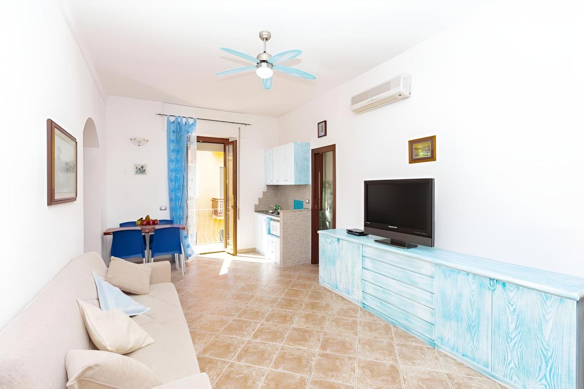Splendido Appartamento In Pieno Centro Dell'Isola La Maddalena (Sassari) Exterior foto