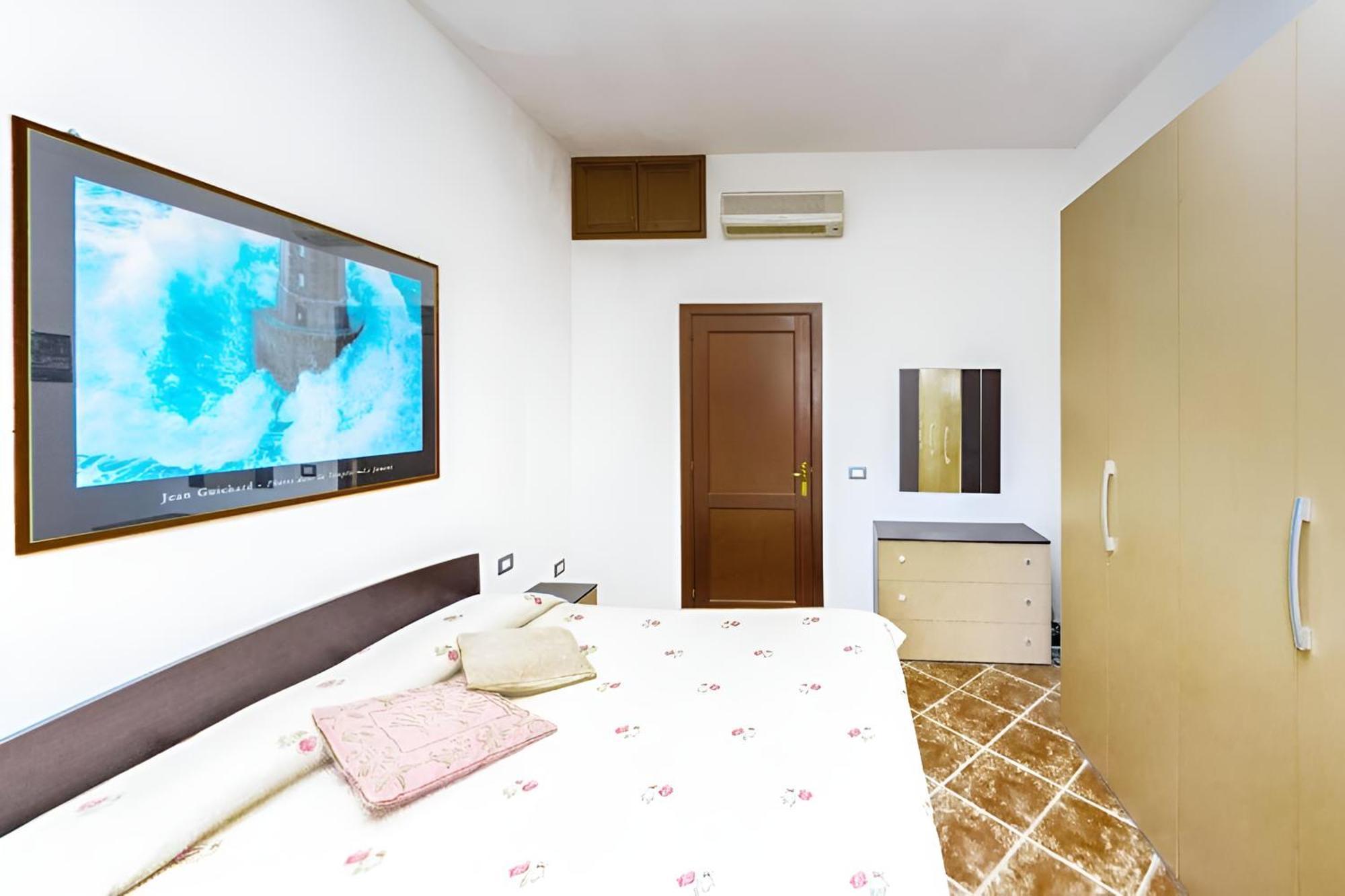 Splendido Appartamento In Pieno Centro Dell'Isola La Maddalena (Sassari) Exterior foto